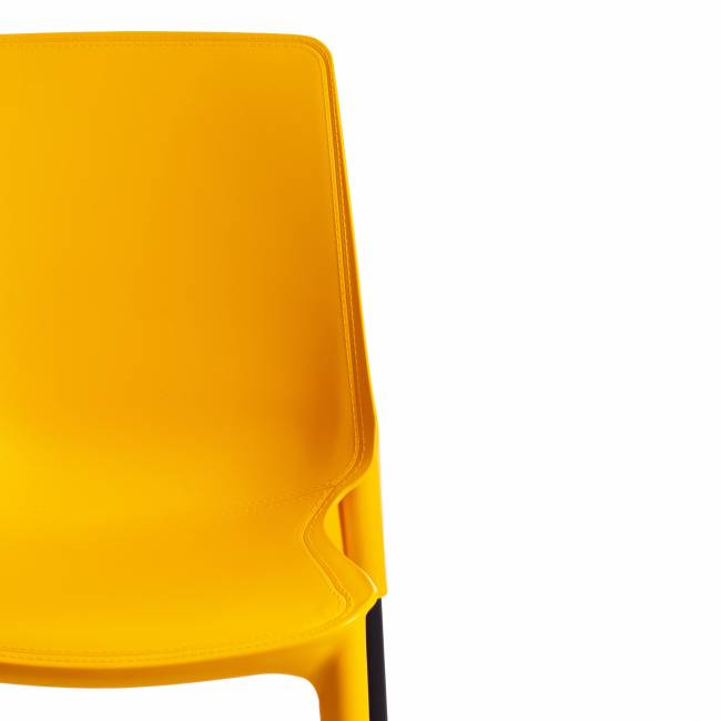 Стул GENIUS (mod 75) металл/пластик, 46x56x84cм, желтый/черные ножки (Комплект из 4 шт.) желтый металл/пластик